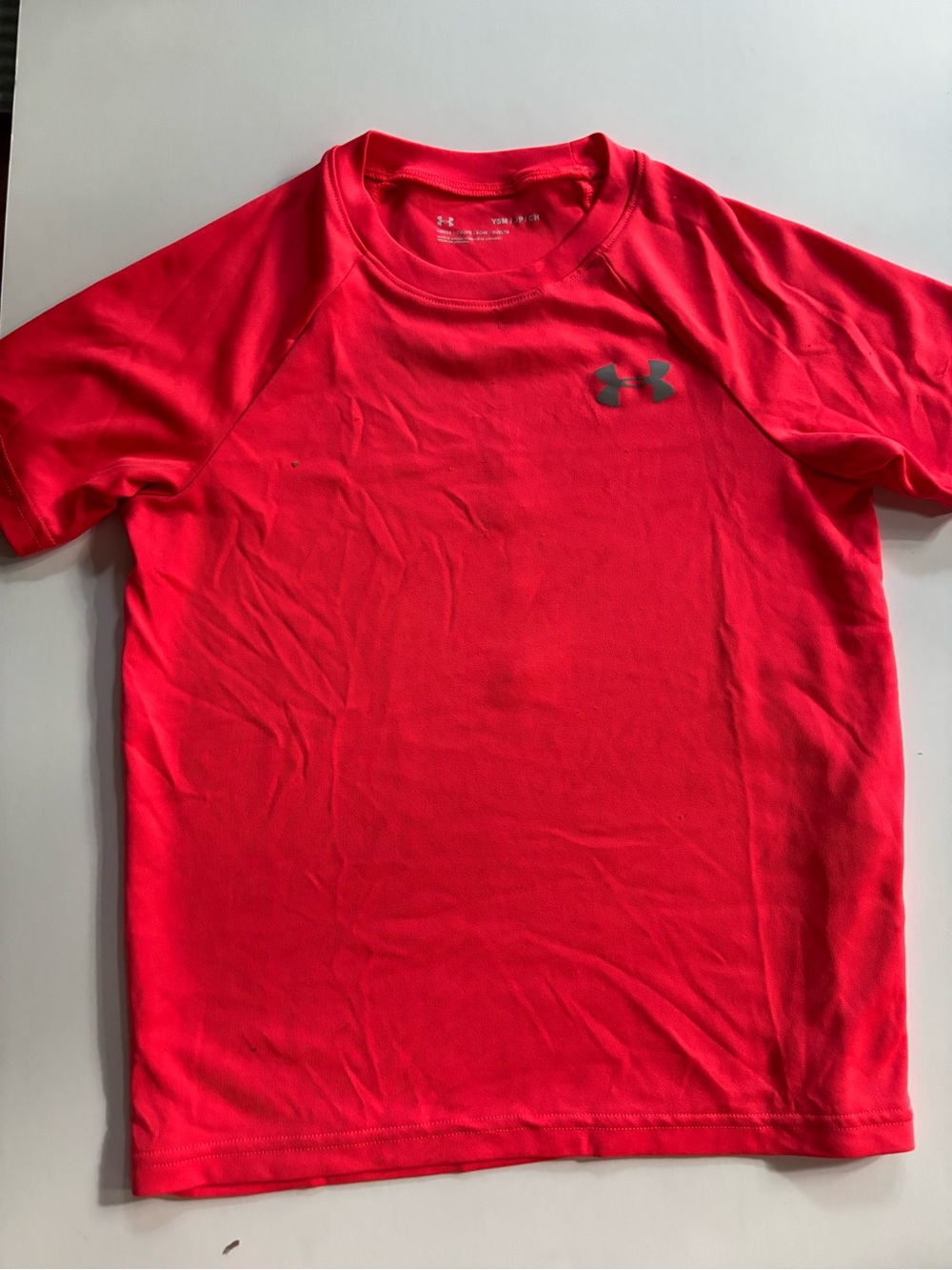 Under Armour Boys Bright Red Short Sleeve Performance Tee
